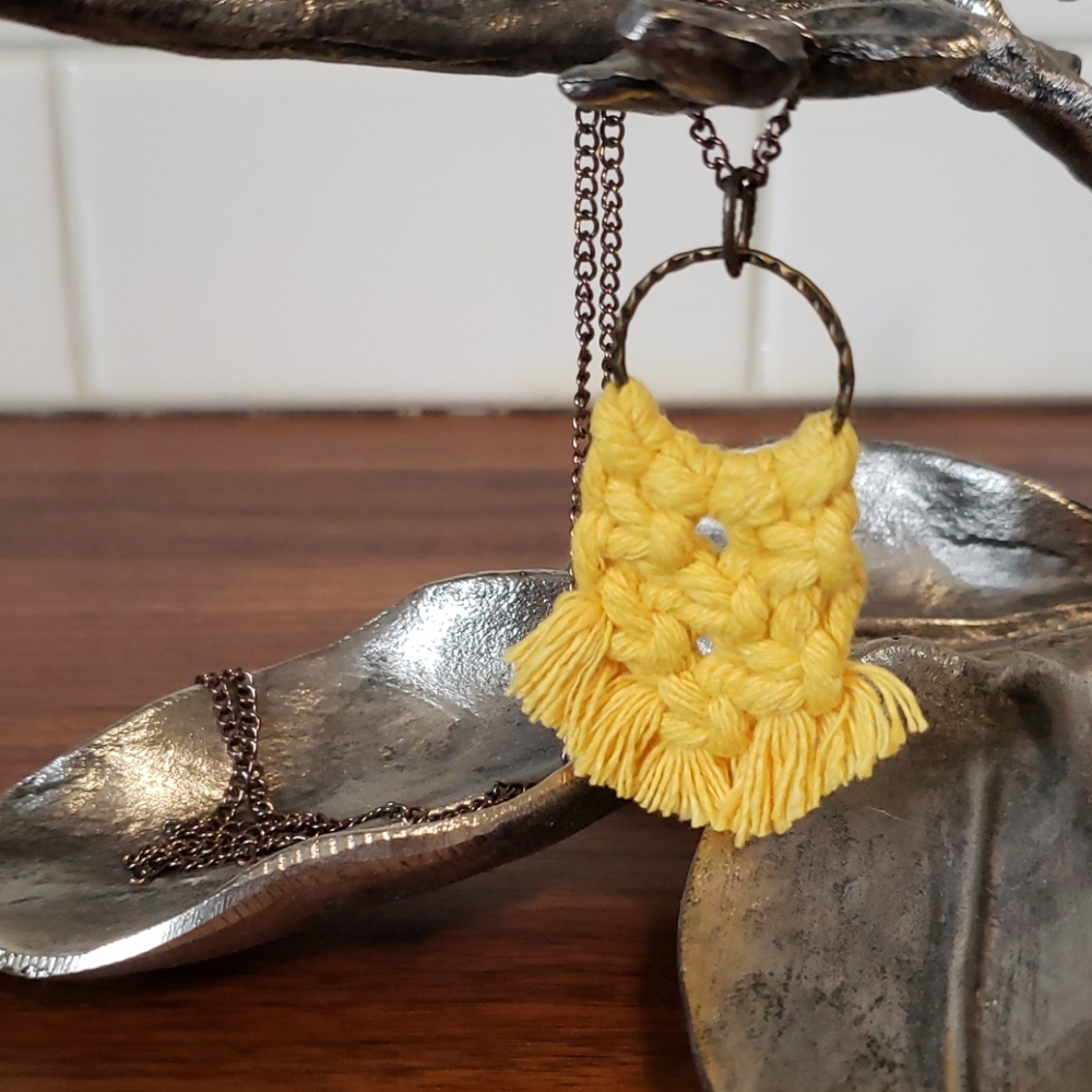 Boho macrame necklace